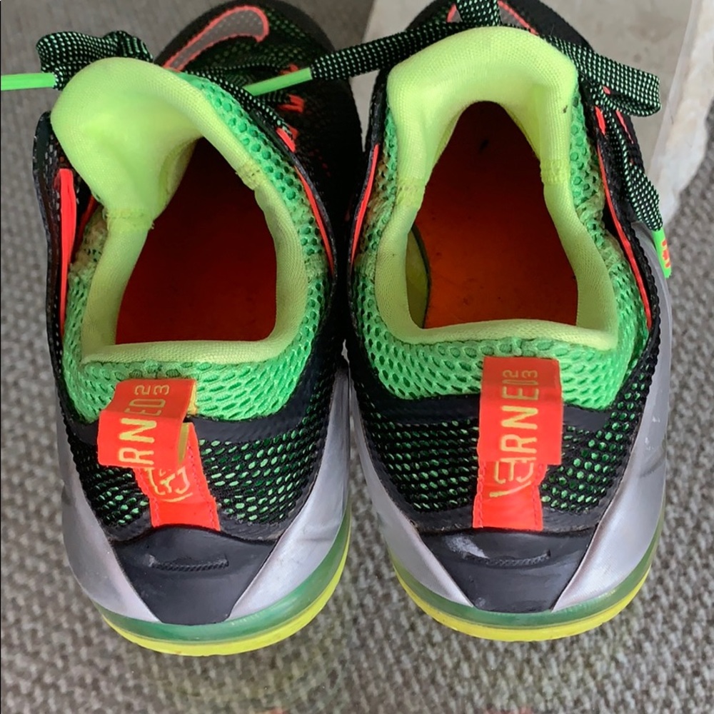 Nike Lebron’s - Picture 4 of 4